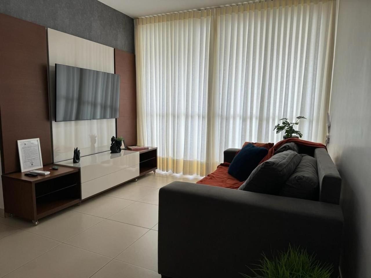 Apartamento Climatizado Ao Lado Do Premium Hosp. Goiânia Eksteriør billede