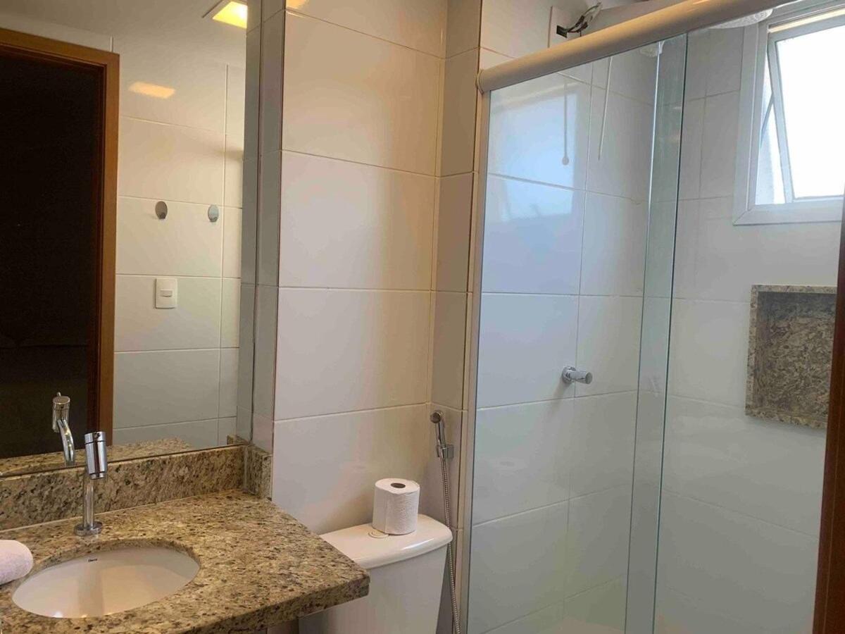 Apartamento Climatizado Ao Lado Do Premium Hosp. Goiânia Eksteriør billede